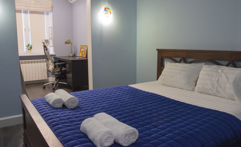 Двухкомнатная просторная квартира рядом с метро на Академической